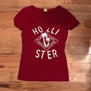 Hollister red v-neck size L